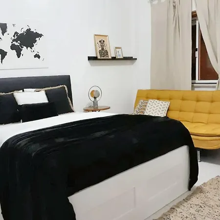 Apartment Comfortable With Balcony And Sea View In 50 M²