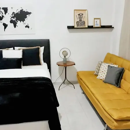 Apartment Comfortable With Balcony And Sea View In 50 M² *