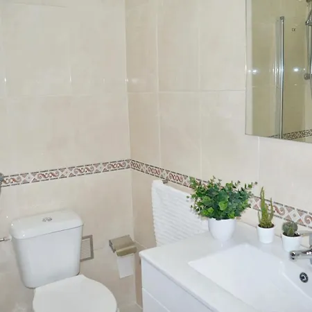 Cozy In 50 M² Sea View Лісабон