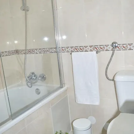 Апартаменти Cozy In 50 M² Sea View
